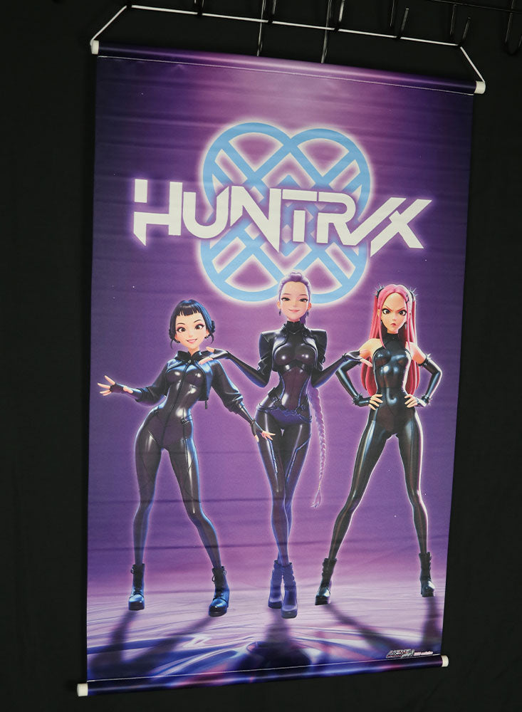 Huntrix Wall Scroll 50x80cm – Zoey, Rumi & Mira Anime Art | Satin Weave Fabric